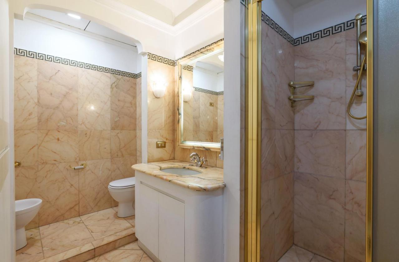 Luxury Galleria Apt - Milan Duomo Экстерьер фото